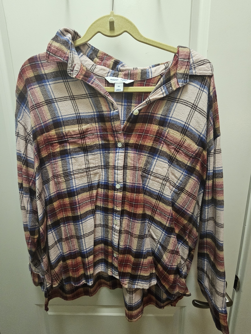 Old Navy Plaid Button-Up Shirt in Cream, Red & Blue